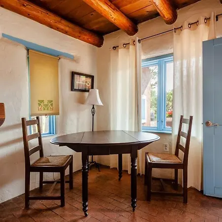 Casita Azul: Cozy Historic Adobe Retreat In