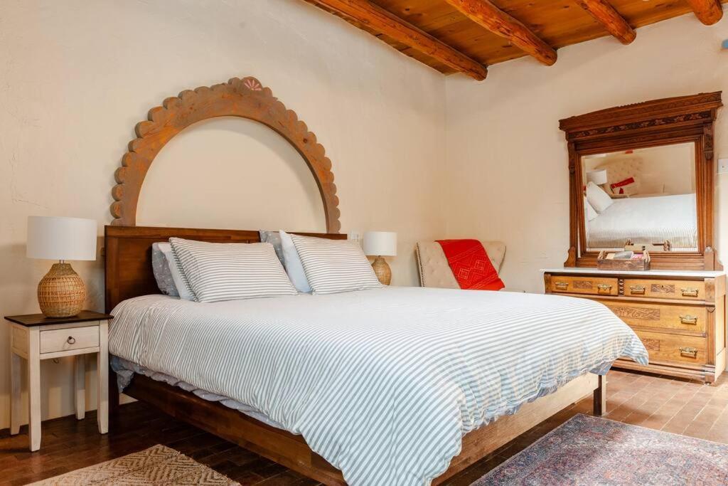 Casita Azul, Historic And Cozy Adobe * Santa Fe