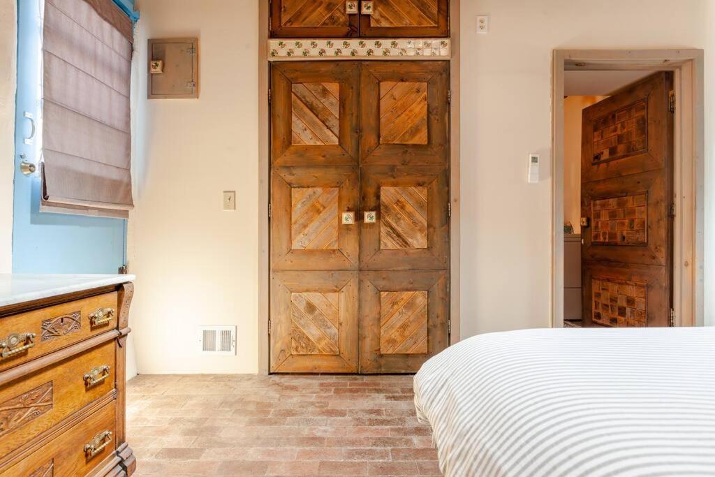 Casita Azul, Historic And Cozy Adobe