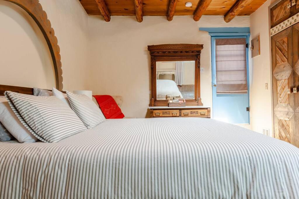 Holiday home Casita Azul, Historic And Cozy Adobe
